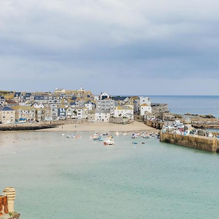 Carbis Bay - Luxury 3 Bed Penthouse Apartment With Sea Views Parking Sauna Balcony エクステリア 写真