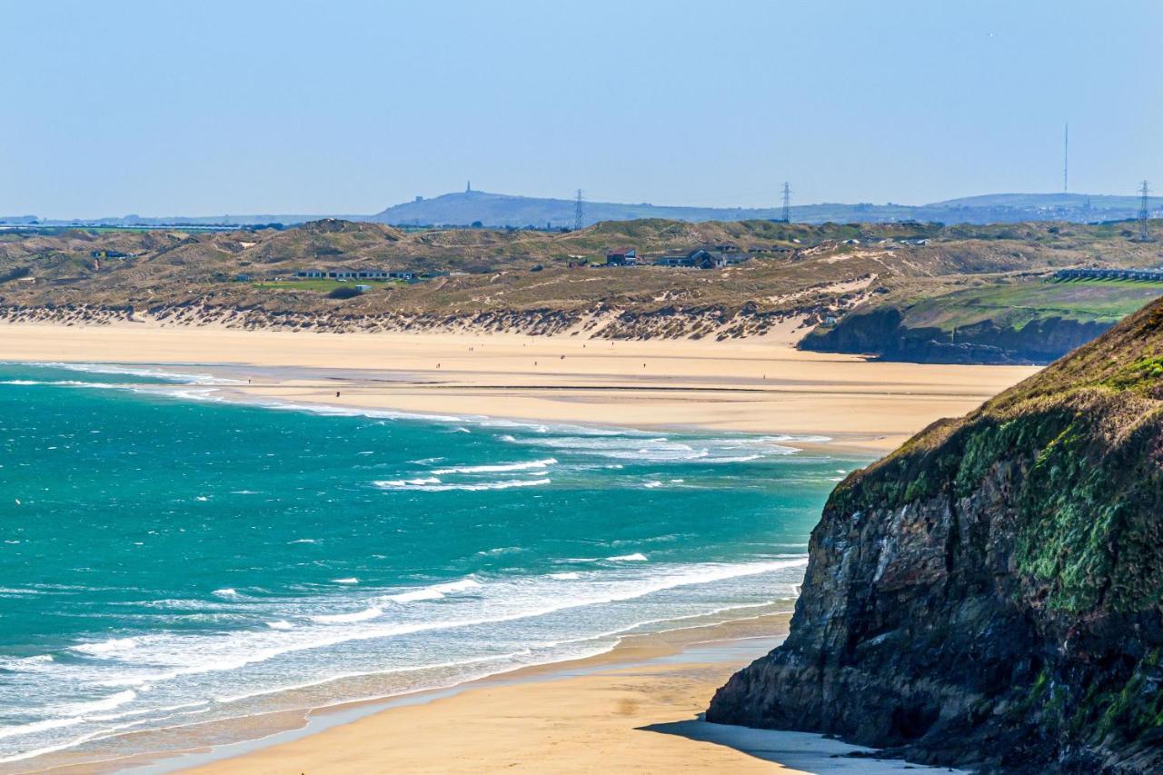 Carbis Bay - Luxury 3 Bed Penthouse Apartment With Sea Views Parking Sauna Balcony エクステリア 写真