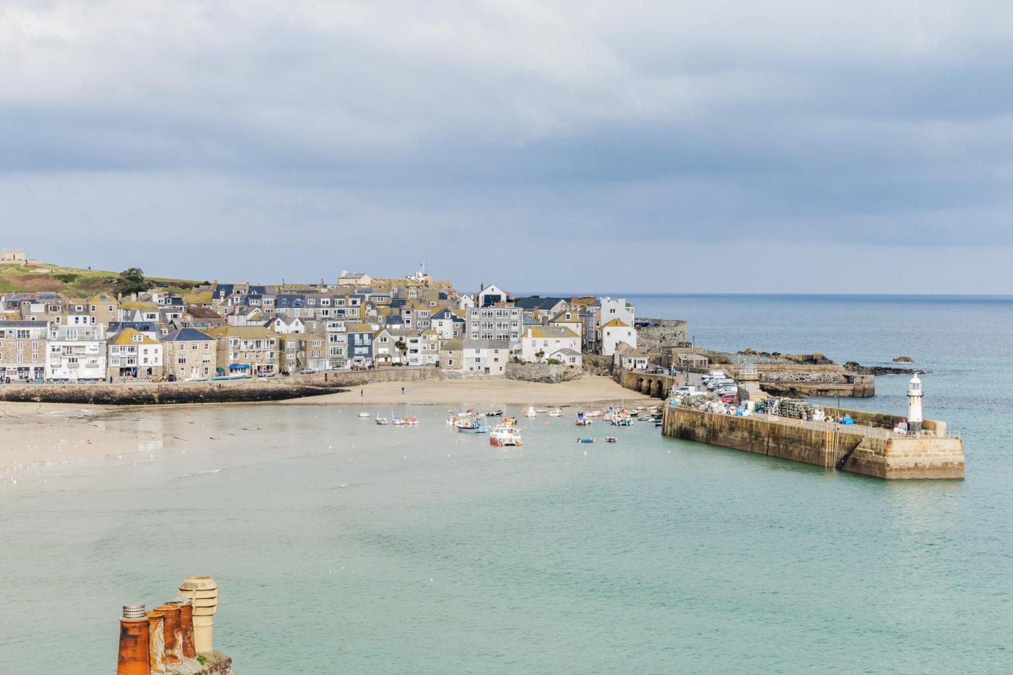 Carbis Bay - Luxury 3 Bed Penthouse Apartment With Sea Views Parking Sauna Balcony エクステリア 写真