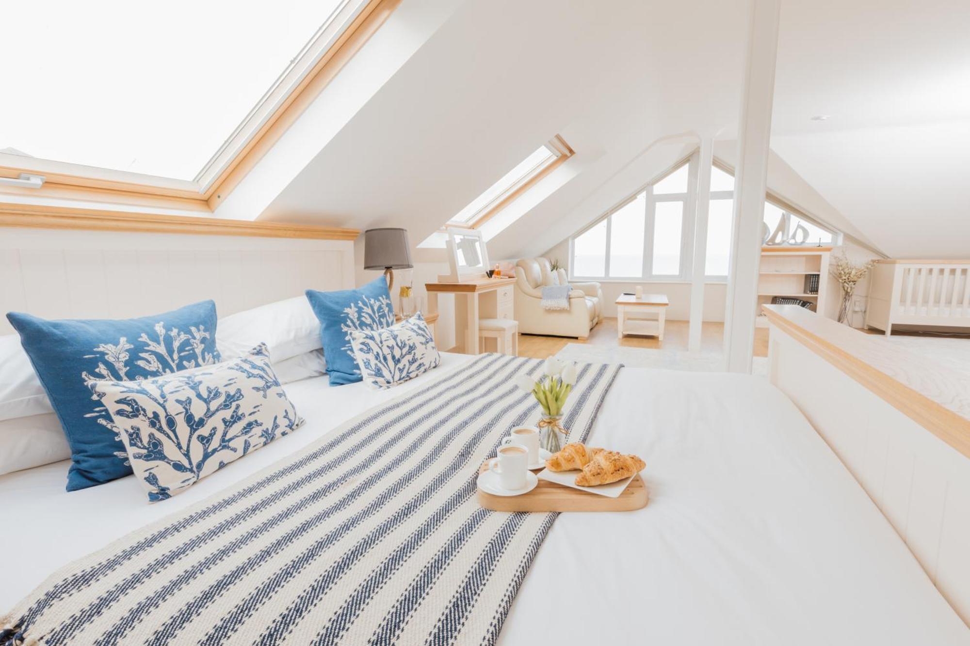 Carbis Bay - Luxury 3 Bed Penthouse Apartment With Sea Views Parking Sauna Balcony エクステリア 写真